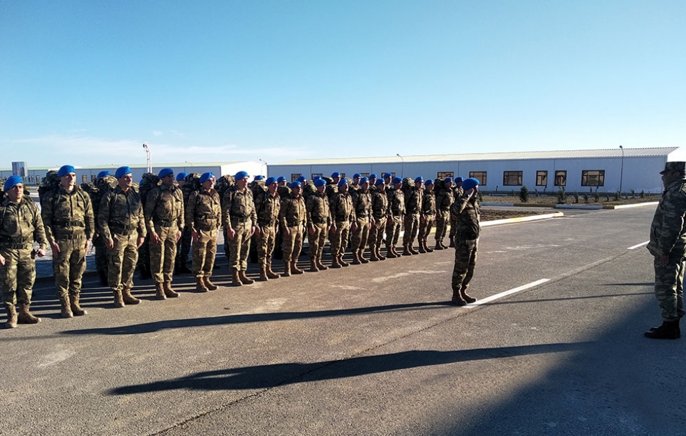 Азербайджанские военнослужащие, окончившие очередной курс коммандос, вернулись на Родину