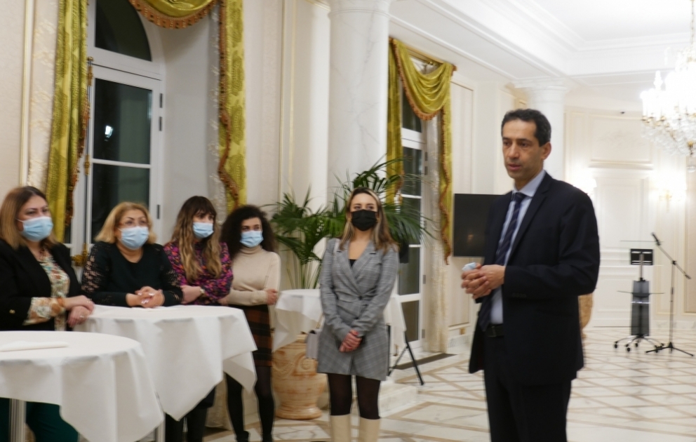 Dünya Azərbaycanlılarının Həmrəyliyi Günü Parisdə qeyd edilib