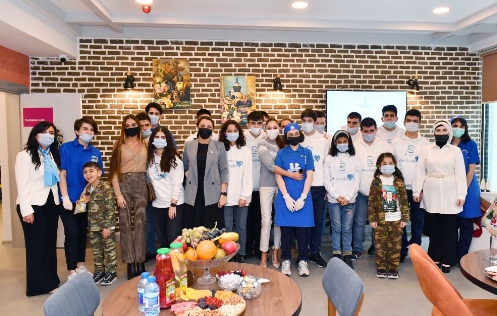 First Vice-President Mehriban Aliyeva viewed conditions created at Autism Center constructed by Heydar Aliyev Foundation