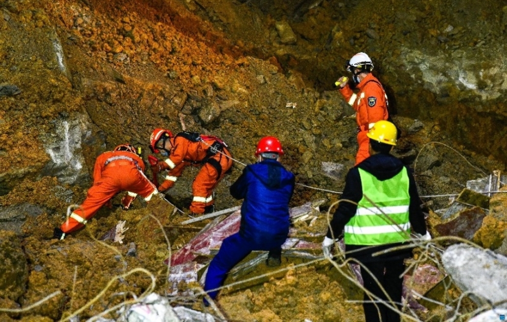 Çində torpaq sürüşməsi 14 nəfərin ölümünə səbəb olub