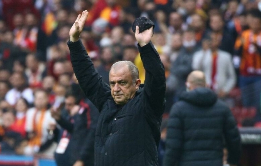 “Qalatasaray” klubunun rəhbərliyi Fatim Terimi istefaya göndərib