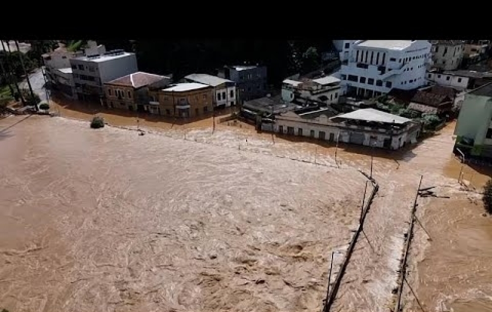 Devastating flooding displaces thousands in Brazil