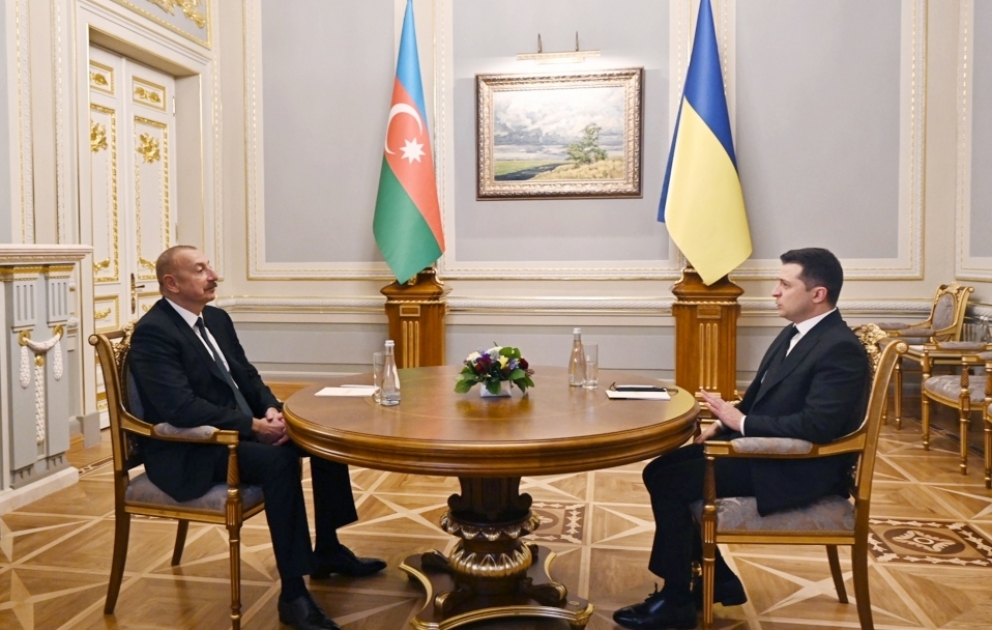 Entretien en tête-à-tête des présidents azerbaïdjanais et ukrainien