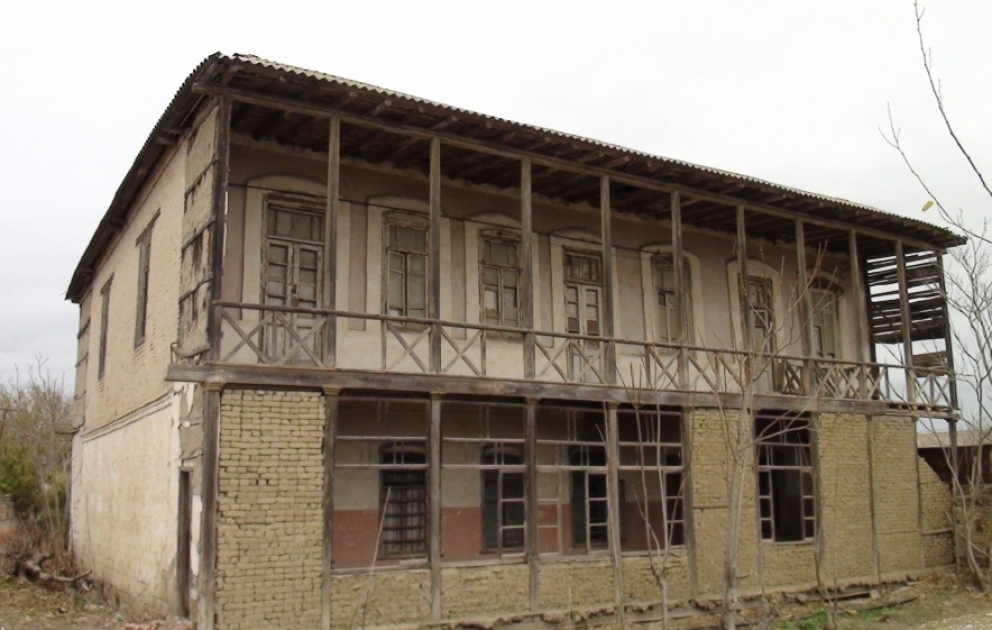 Salyanda iki əsrdən çox yaşı olan qədim evlərin bərpasına ehtiyac var