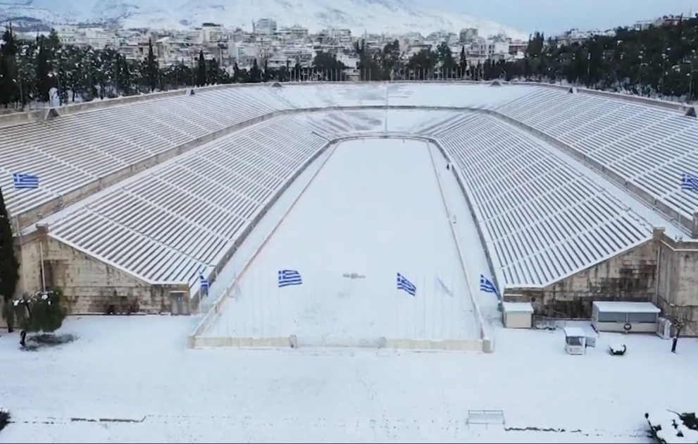 Athènes et l'Acropole sous la neige