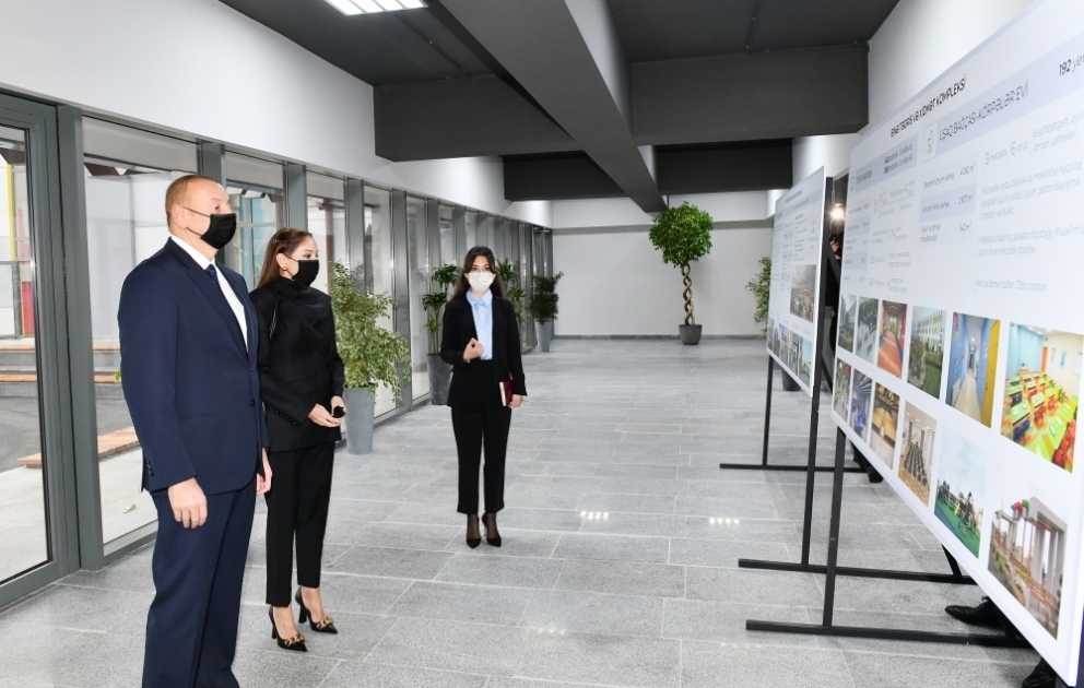 Prezident İlham Əliyev və birinci xanım Mehriban Əliyeva Binə qəsəbəsində yeni inşa edilmiş Tədris və Xidmət Kompleksinin açılışında iştirak ediblər