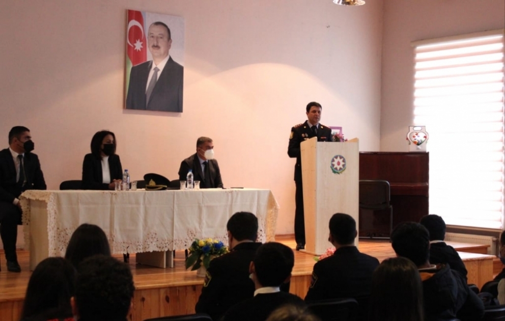 Gənclər narkomaniyanın və erkən nikahın fəsadları barədə məlumatlandırılıblar