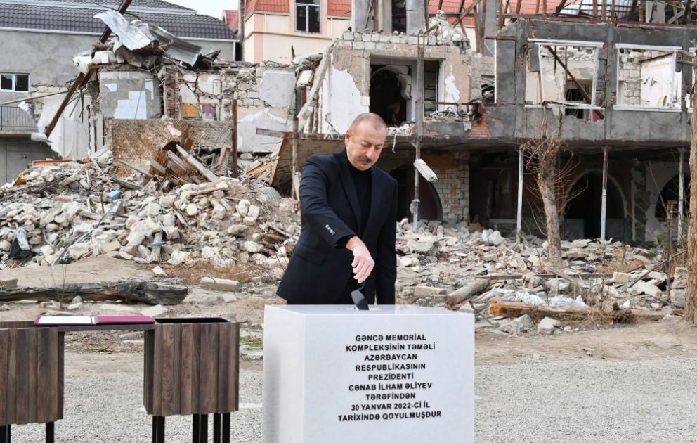 Prezident İlham Əliyev Gəncə Memorial Kompleksinin təməlini qoyub