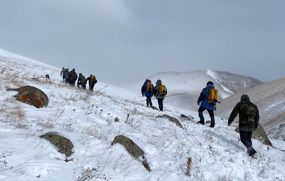 The search for the Azerbaijani serviceman who lost his way in the direction of Kalbajar continues