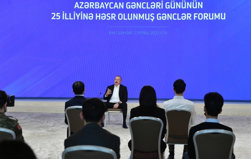 Azərbaycan Prezidenti: Gənclər bilməlidirlər ki, kənar təsirlərin məqsədi nədir