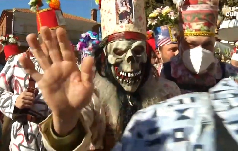 La Endiablada: İspaniyanın yüksək səsli, rəngli, rəqs edən şeytan festivalı