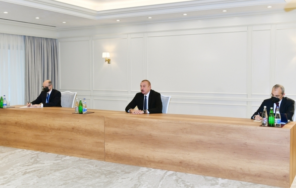 Prezident İlham Əliyev Avropa İttifaqının energetika məsələləri üzrə komissarının başçılıq etdiyi nümayəndə heyətini qəbul edib