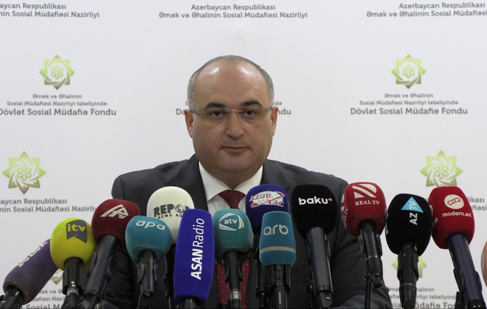 Pensiyaçılara veriləcək 200 manatın nə vaxt ödəniləcəyi açıqlanıb