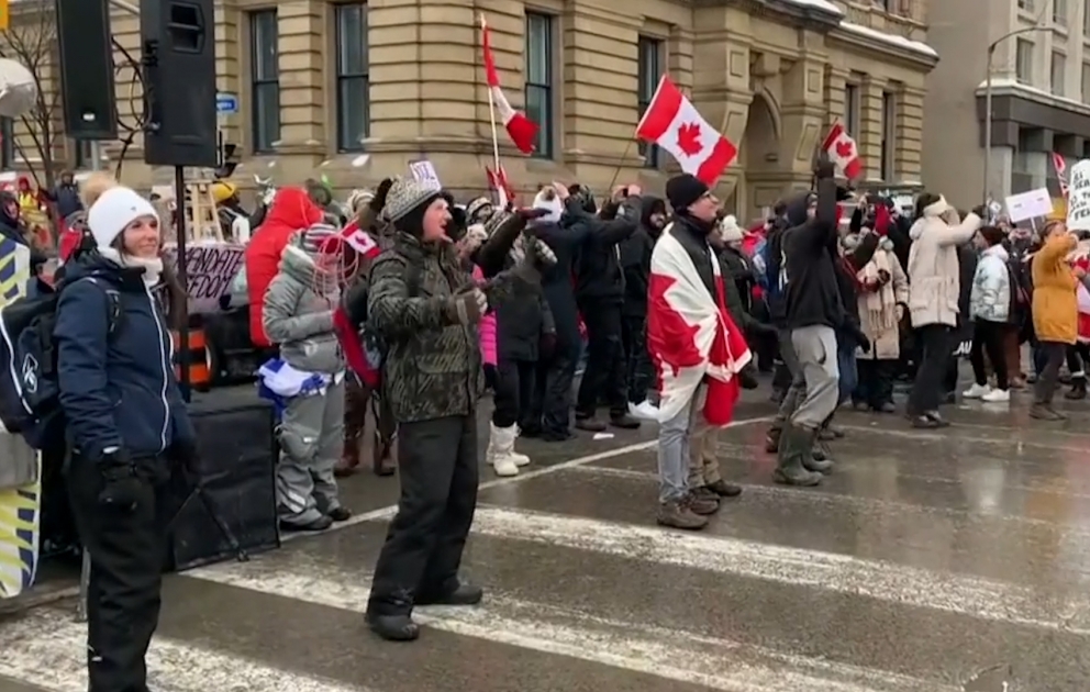 Ottavada yük avtomobillərinin sürücüləri etiraz edirlər