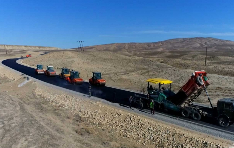Müasir turizm infrastrukturuna gedən yeni avtomobil yolu inşa edilir