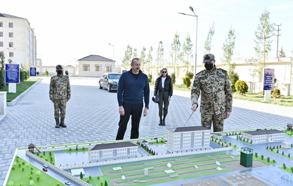 Un nouveau site militaire des Troupes internes du ministère de l’Intérieur ouvre ses portes à Aghdjabédi
La cérémonie a été marquée par la présence du président Ilham Aliyev et de la première dame Mehriban Aliyeva