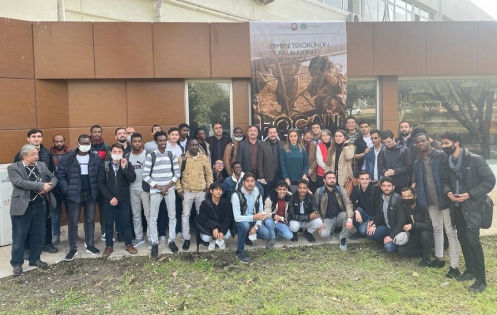 Çukurova Universitetinin tələbləri dünya ictimaiyyətinə “Xocalıya ədalət!” çağırışı ediblər
