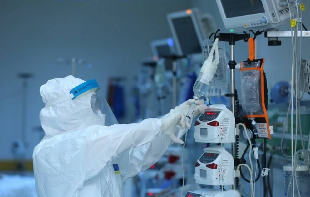 Worldometer: Dünyada koronavirusa yoluxma hallarının sayı 425 milyonu ötüb