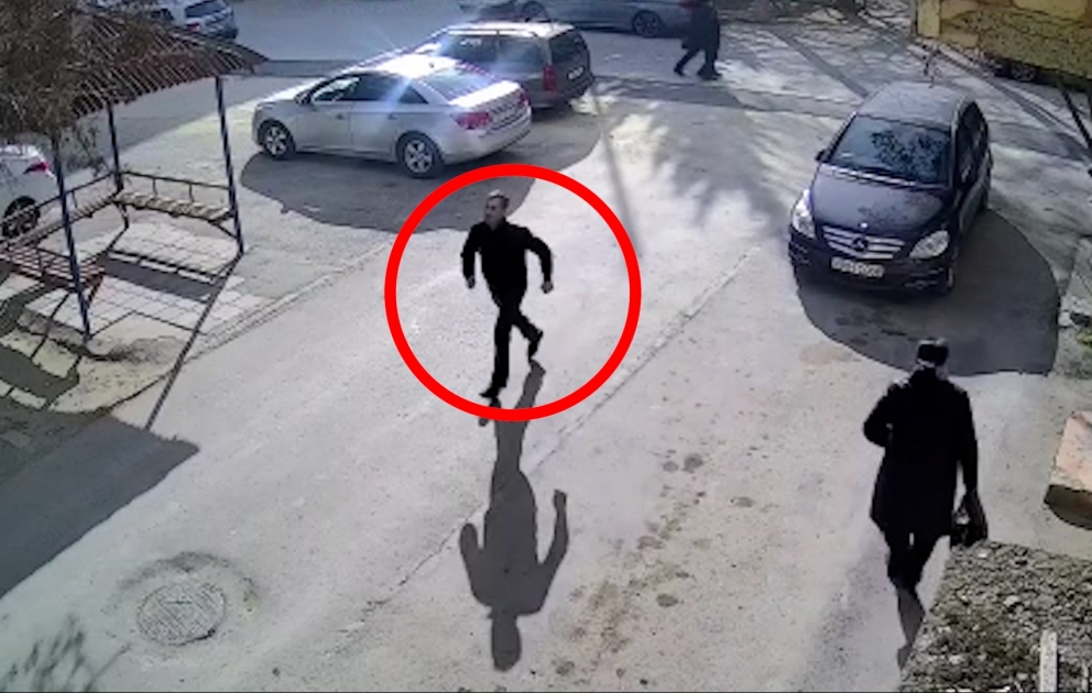 Bakıda özünü kuryer kimi təqdim edərək evlərə oğurluq məqsədi ilə daxil olan şəxs saxlanılıb
