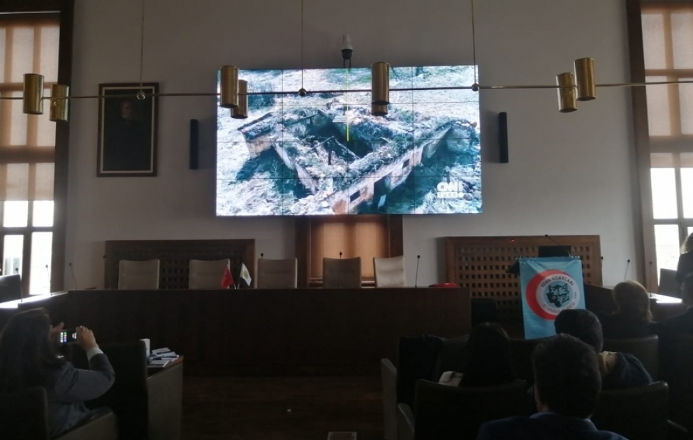 İstanbulda Xocalı soyqırımını özündə əks etdirən “Geriyə baxma” kitabı ictimaiyyətə təqdim olunub