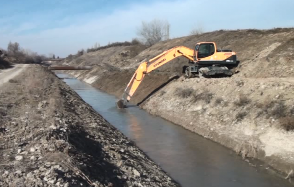 Ağsuda 250 metr beton bənd tikilib, 1100 metr kanal beton üzlüyə alınıb