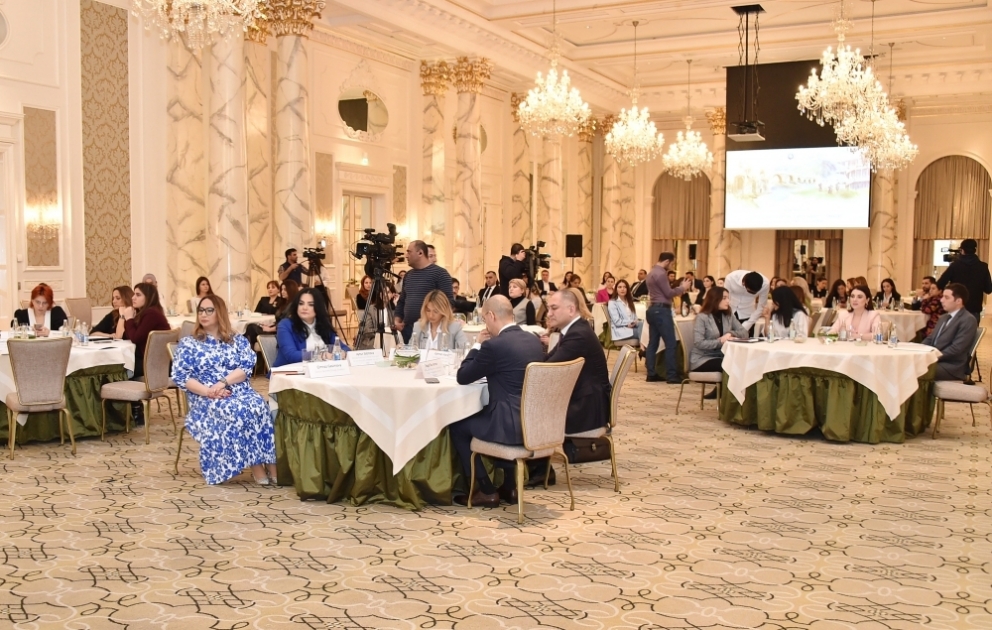 Bakıda “Korporativ ianəçilik mədəniyyətinin təşviqi” mövzusunda tədbir keçirilib