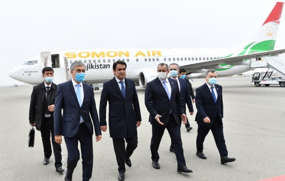 Le président de l'Assemblée suprême du Tadjikistan est en visite en Azerbaïdjan