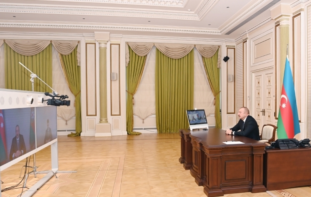 Präsident Ilham Aliyev empfängt neuen Vorstandsvorsitzenden des Schutzgebiets “Itschäri Schähär“ im Videoformat