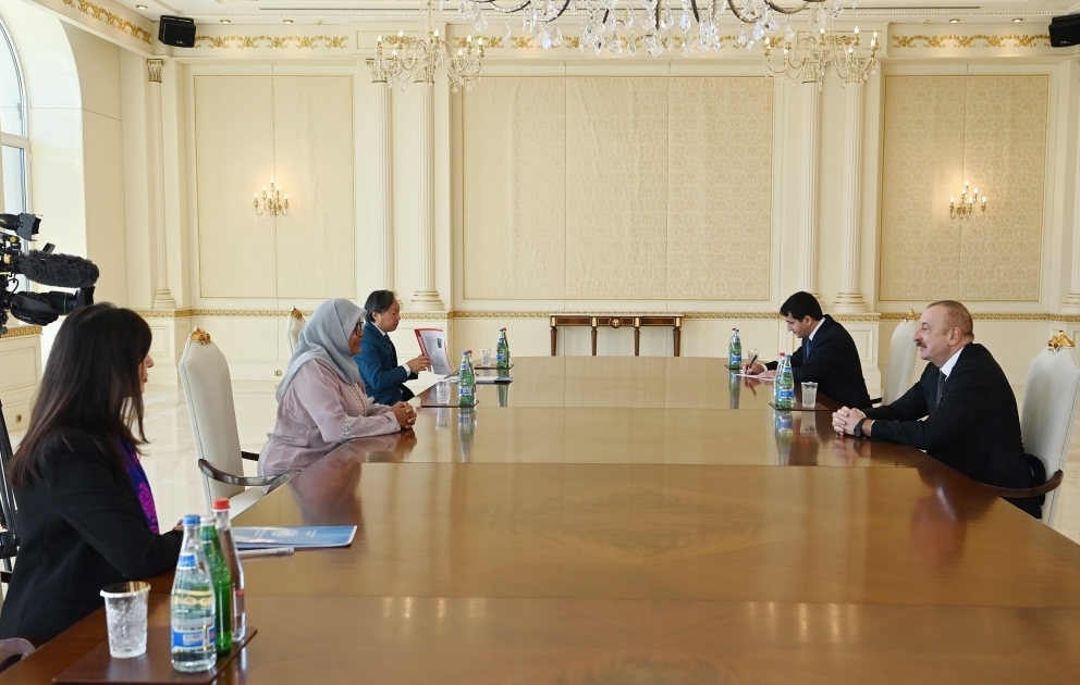 Le président Ilham Aliyev reçoit la directrice exécutive de l’ONU-Habitat
