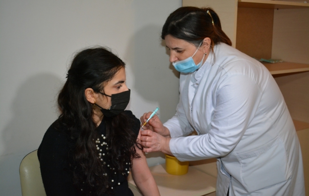 Xaçmazda COVID-19 infeksiyasına qarşı 288 min doza peyvənd vurulub