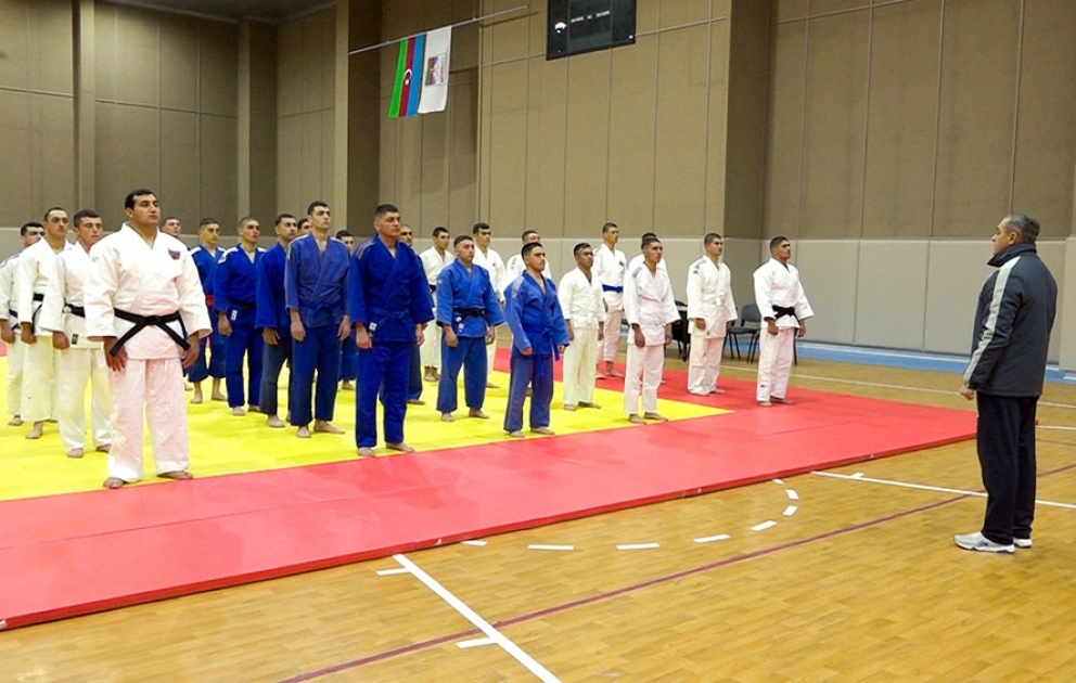 Naxçıvan Olimpiya İdman Kompleksində hərbi qulluqçular arasında növbəti idman yarışları keçirilib