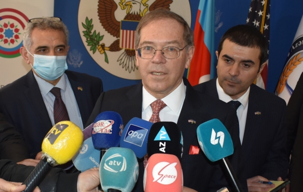 ABŞ səfiri: Ümid edirəm ki, “Amerika guşəsi” Şəkidə turizm və digər sahələrin inkişafına öz töhfəsini verəcək