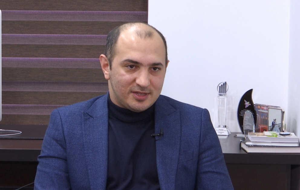 Gənc iş adamı: Fikrimcə ən böyük zənginlik insanın ağlı və biliyidir