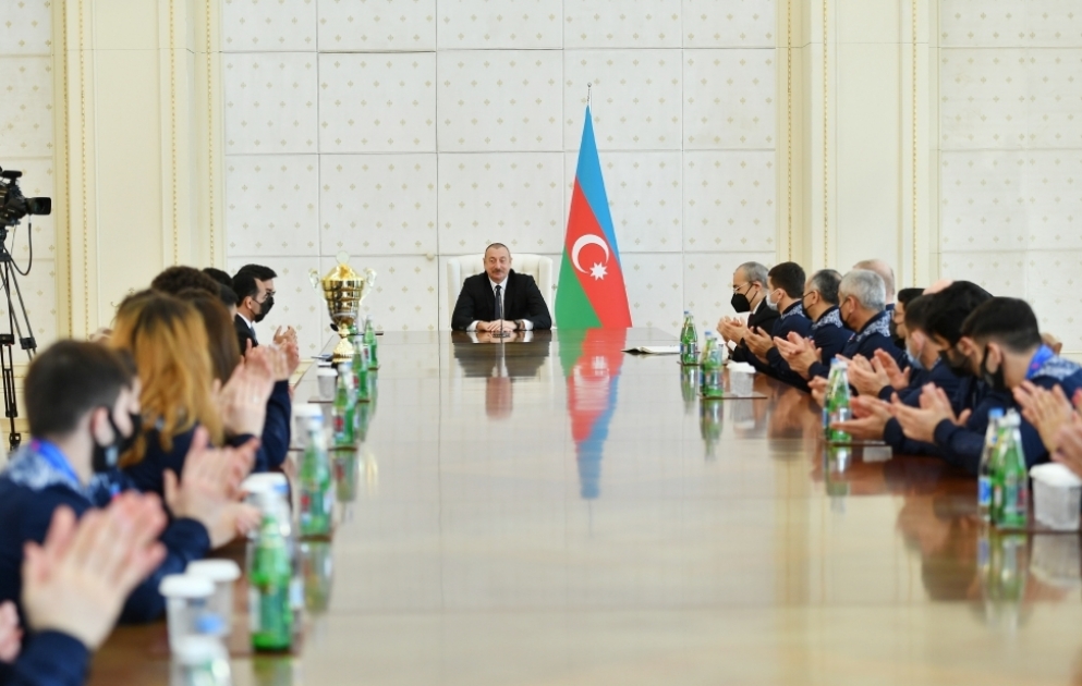 Prezident İlham Əliyev: Ləyaqətli xalqı, böyük hörmətə layiq ölkəni təmsil etmək idmançılarımız üçün əlavə stimuldur