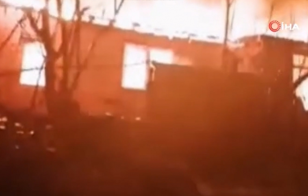 İstanbulda gecəqonduda dəhşətli yanğın