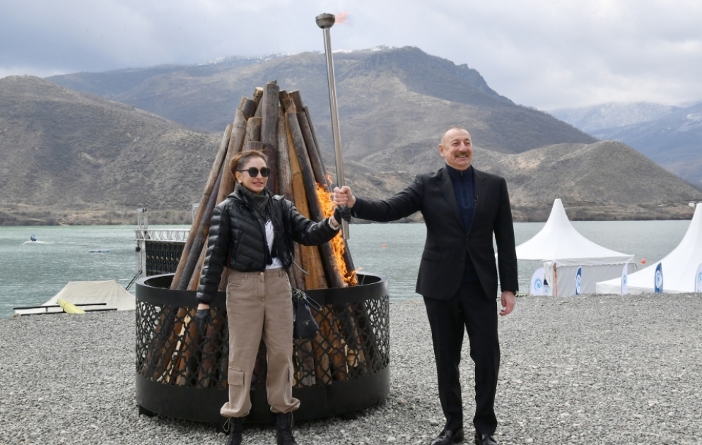 Le président Ilham Aliyev présente ses vœux aux Azerbaïdjanais pour le Novrouz