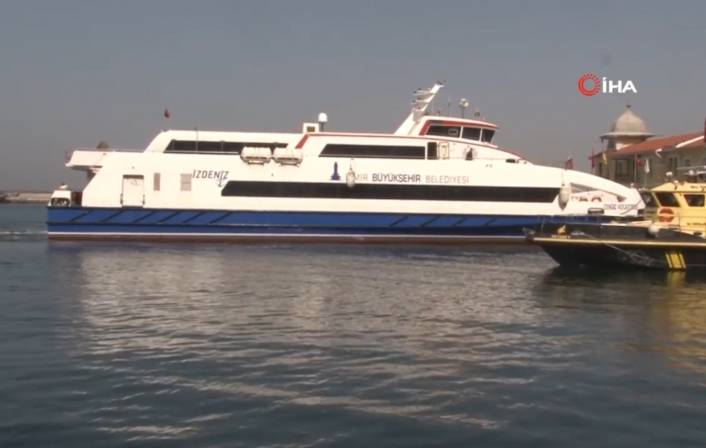 İzmir Körfəzində suyun səviyyəsi enib
