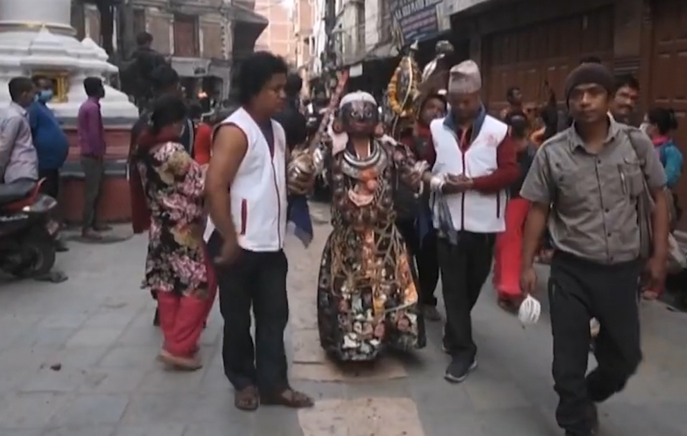 Nepalda maskalı rəqqaslar hindu festivalını qeyd ediblər