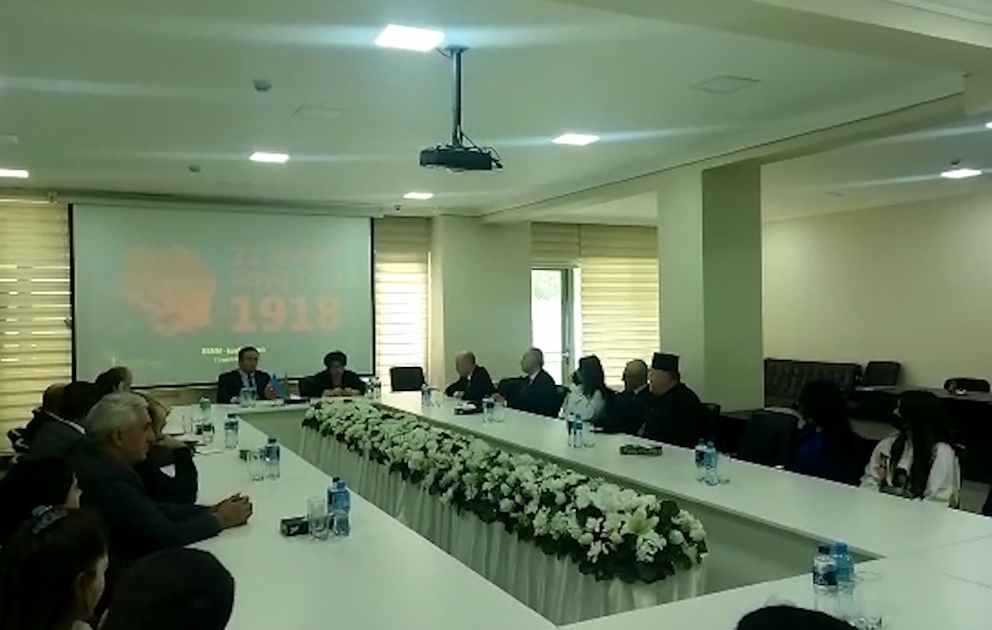 “Terror multikulturalizmə qarşı” layihəsi çərçivəsində Azərbaycanlıların soyqırımına həsr edilmiş dəyirmi masa təşkil olunub