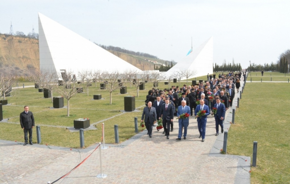 Quba Soyqırımı Memorial Kompleksində azərbaycanlıların soyqırımına həsr edilən foto və kitab sərgisi açılıb
