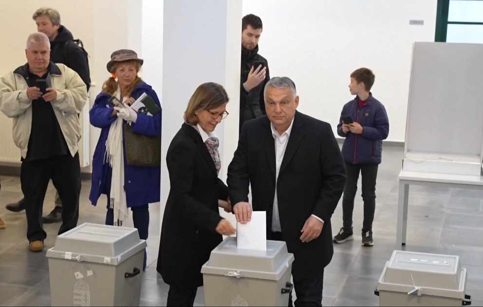 Macarıstanda parlament seçkilərində Baş nazir Viktor Orbanın rəhbərlik etdiyi hakim partiya qalib gəlib