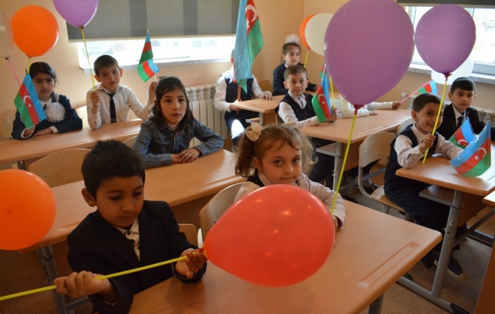 Şabranın Söhbətli kəndində yeni modul tipli məktəb binası istifadəyə verilib