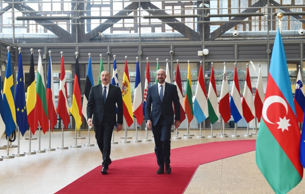 Le président Ilham Aliyev et le président du Conseil européen Charles Michel se sont entretenus en tête-à-tête à Bruxelles