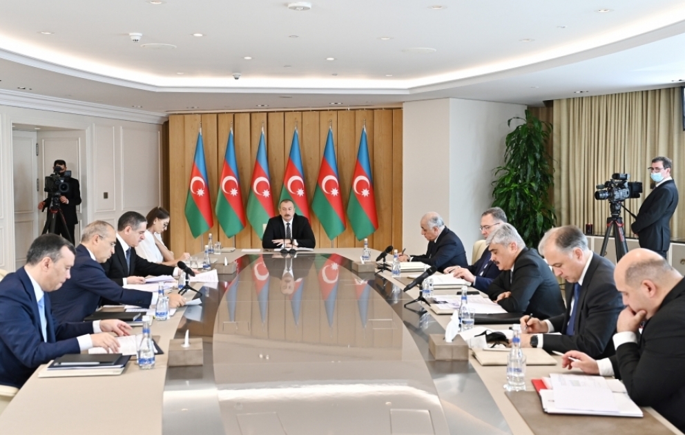 Beratung über Ergebnisse des ersten Quartals 2022 unter Vorsitz von Präsident Ilham Aliyev