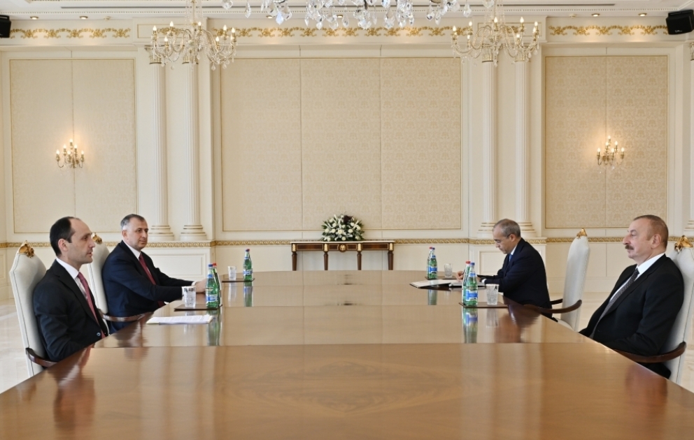 Präsident Ilham Aliyev empfängt georgischen Minister für Wirtschaft und nachhaltige Entwicklung