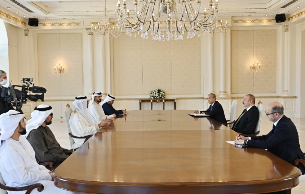 President Ilham Aliyev received UAE’s Minister of Industry and Advanced Technology