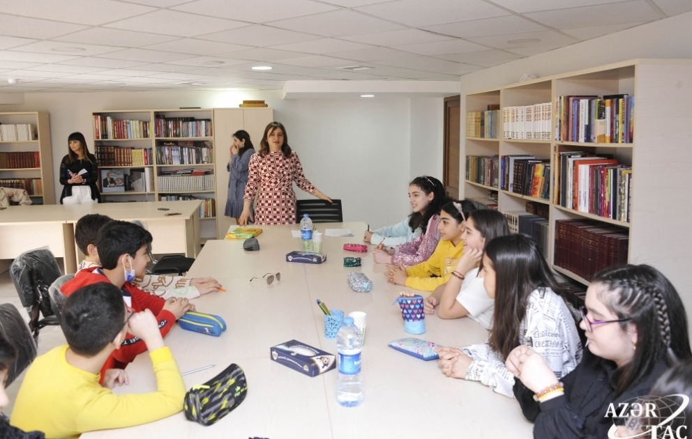 AZƏRTAC-ın Uşaq Bilik Portalının təşkilatçılığı ilə “Peşə testi” mövzusunda seminar təşkil olunub