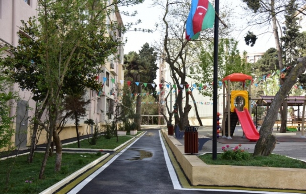 Nəsimi rayonunda daha bir abad həyət sakinlərin istifadəsinə verilib