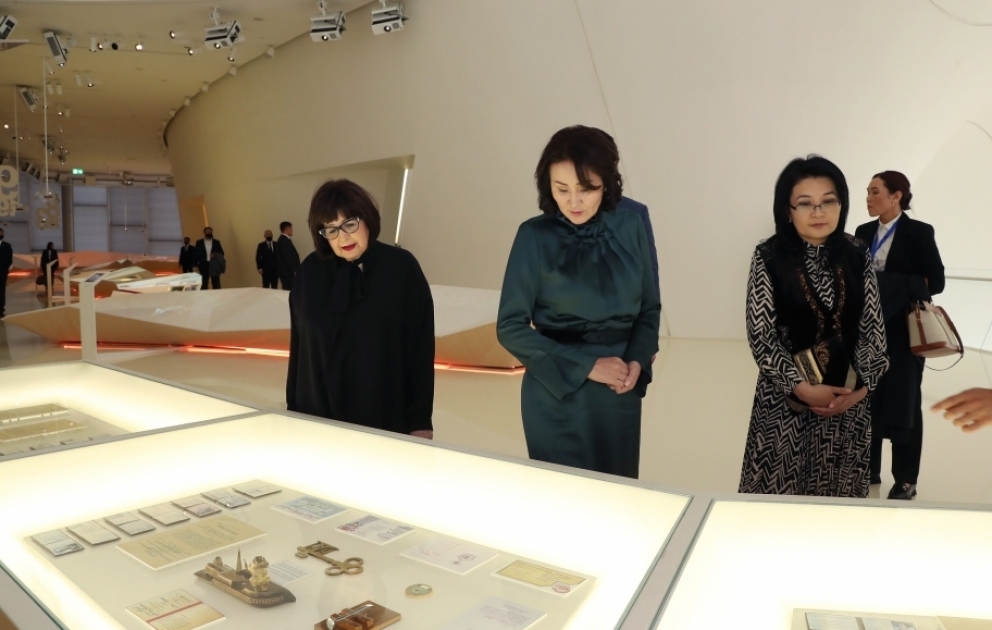 First Lady of Kyrgyz Republic Aigul Japarova visits Heydar Aliyev Center
