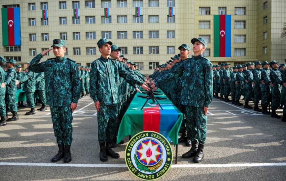 DSX-nin Göytəpədə yerləşən hərbi hissəsində gənc əsgərlərin andiçmə mərasimi keçirilib